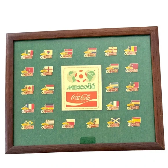 Coca Cola World Cup Mexico 86 Pin Collectible Frame with Stand - Picture 4 of 5